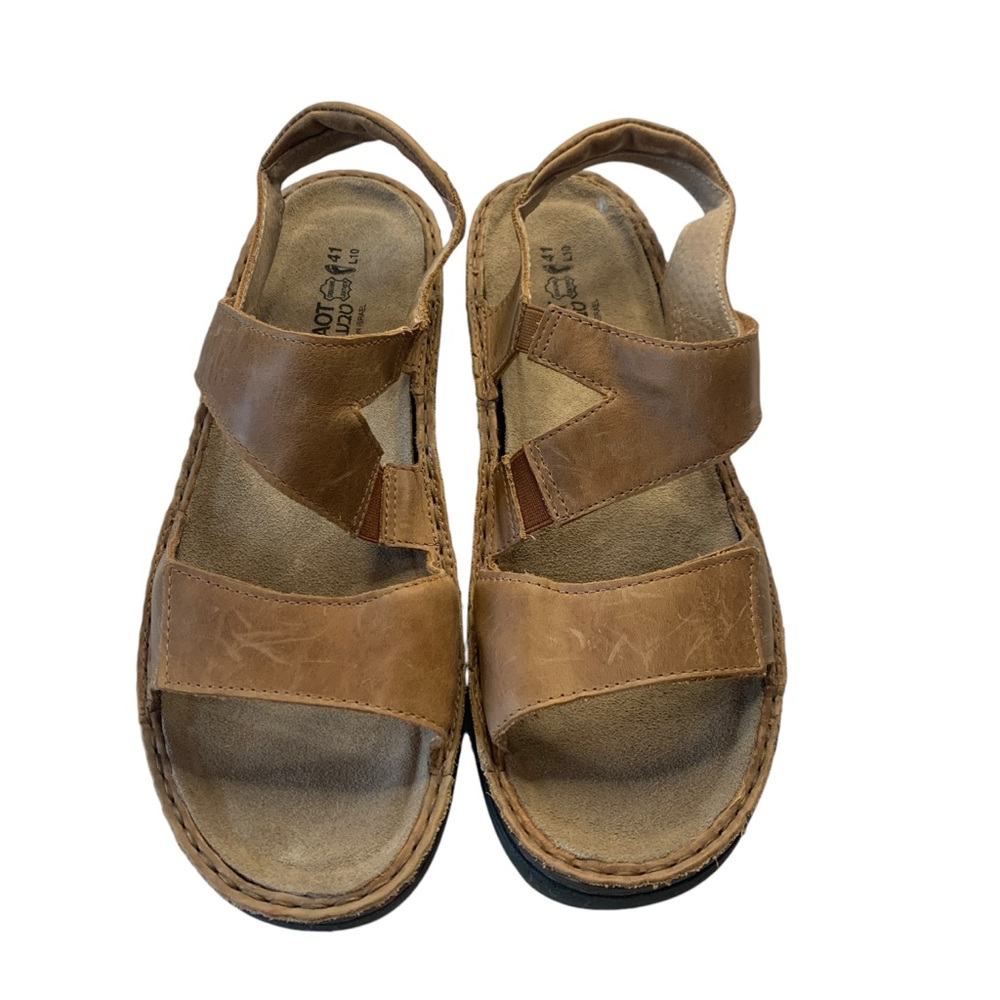 Naot Brown Leather Sandals